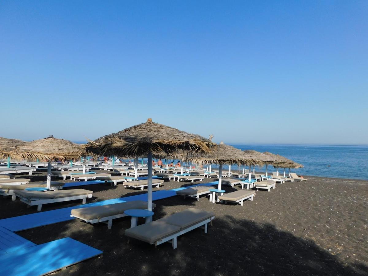 One And Only Beachfront Rooms Perissa  Exterior foto